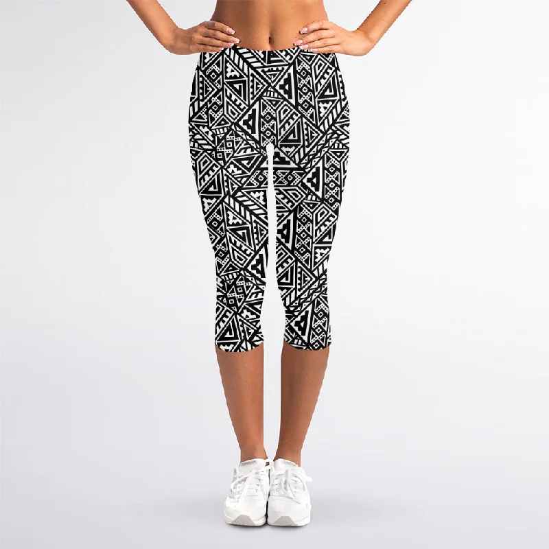 Black And White African Inspired Print Women's Capri Leggings Trendy Sweat-Wicking Workout Leggings