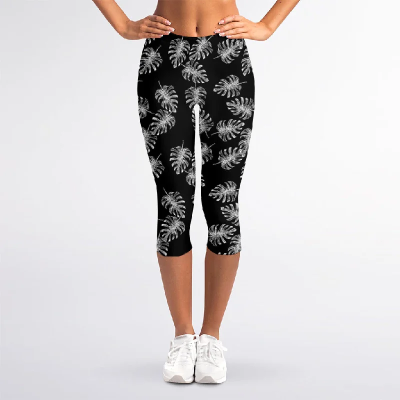 Black And White Monstera Pattern Print Women's Capri Leggings Elegant Printed Leggings with Pockets