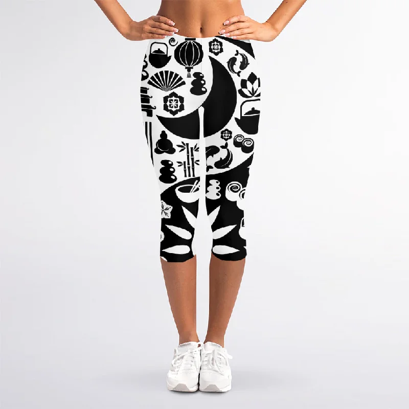 Black And White Japanese Yin Yang Print Women's Capri Leggings Chic Floral Print Leggings