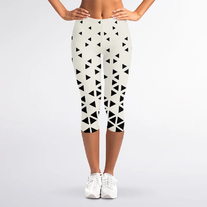Black And White Geometric Pattern Print Women's Capri Leggings Cozy Lounge Pants Leggings