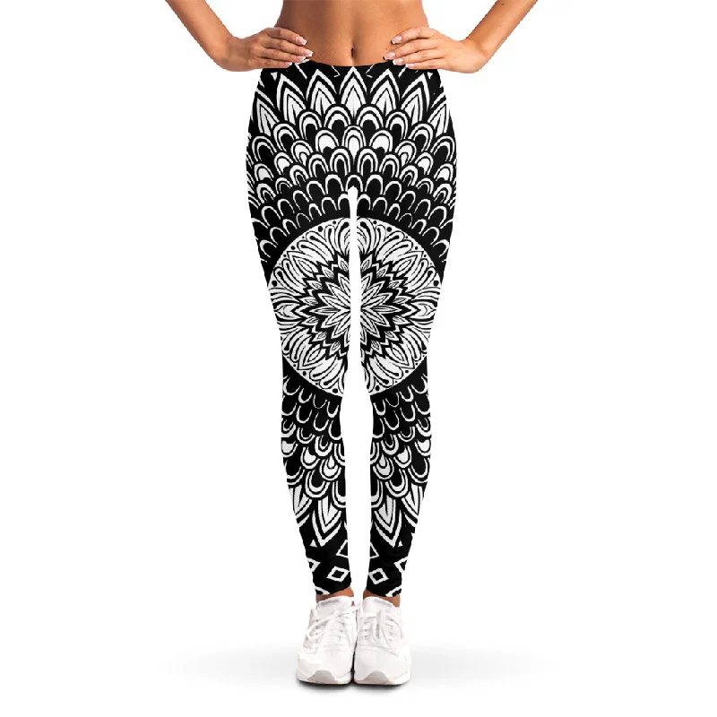 Black And White Mandala Print Women's Leggings Trendy Fitness Leggings