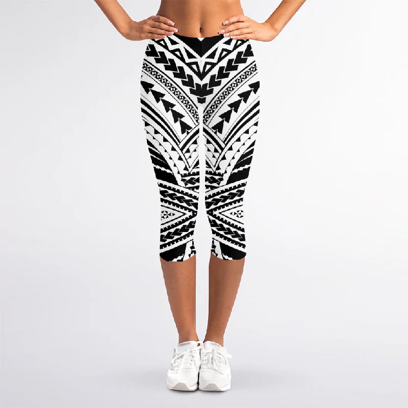 Black And White Maori Tribal Print Women's Capri Leggings Stylish Side-Stripe Leggings