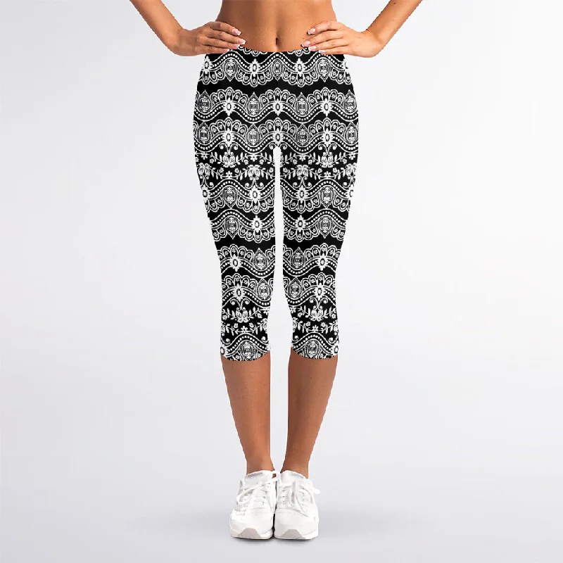 Black And White Ethnic Boho Print Women's Capri Leggings Cozy Oversized Leggings