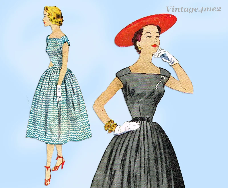 McCall 9819: 1950s Charming Misses Street Dress Size 32 B Vintage Sewing Pattern Tunics Handmade artisanal