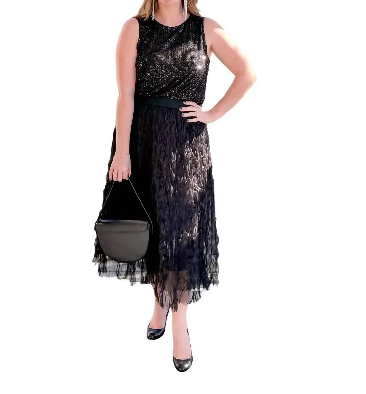 Beatrice Skirt In Black midi skirt versatile