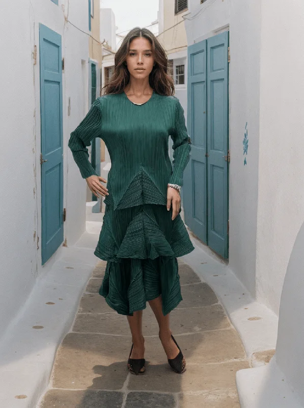 Ruffled Green Cascading Dress with Wrinkled Fabric & Charming Design Tunics Versatile stylish