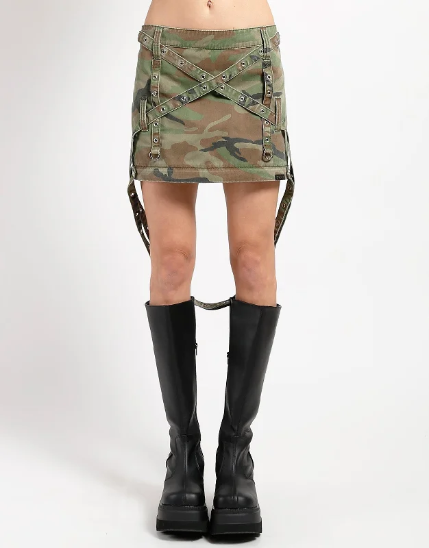 TRIPLE ZIP OFF SKIRT CAMO athletic skirt fit
