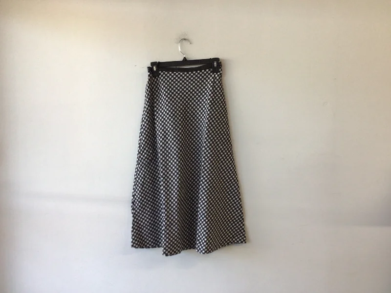 Checkered Midi Skirt 210 asymmetrical skirt cut