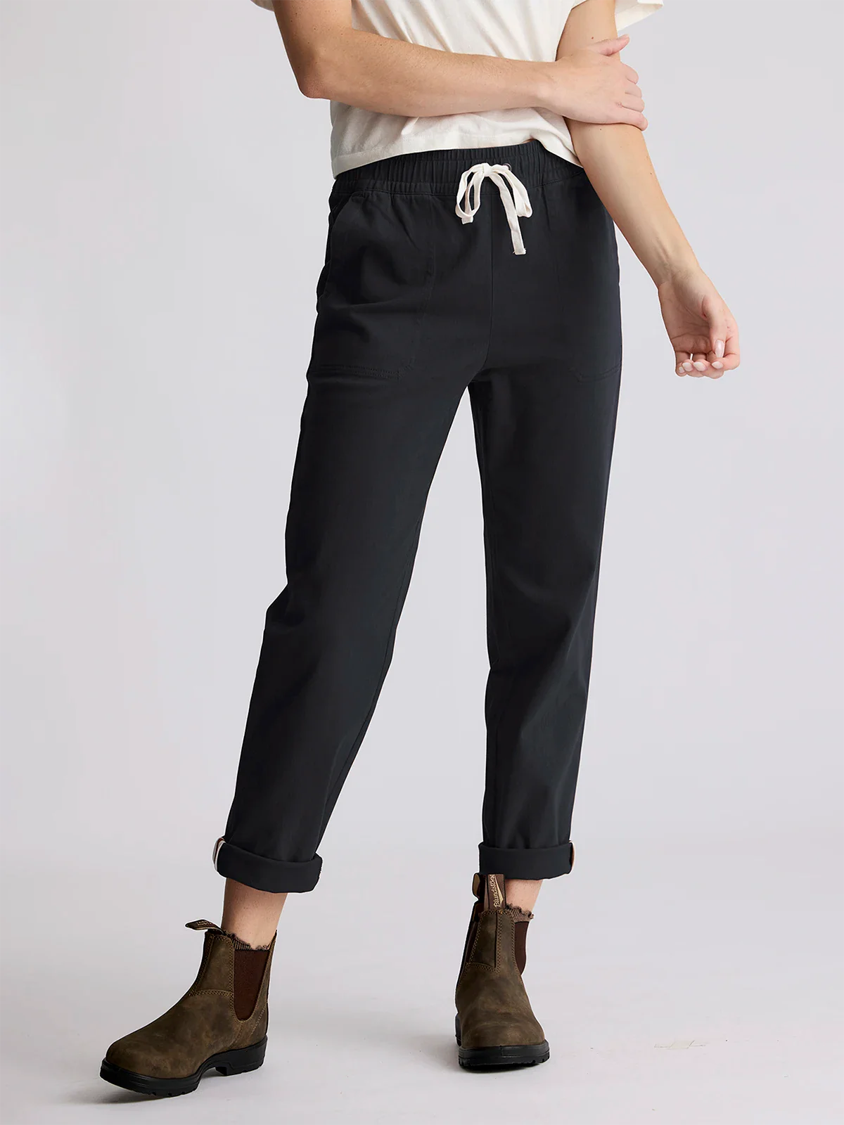 Free Fly Women's Pacifica Twill Pant in Black Sand Lightweight Jogger Pants