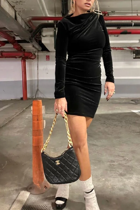 Love velvet dress-black Tunics Practical easy-care