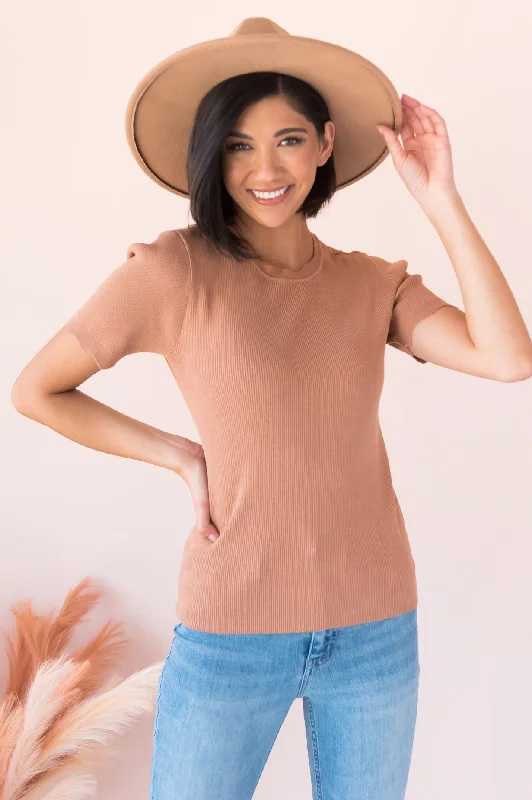 Going Strong Modest Scallop Edge Sweater Anti-Pilling Anti-Shrink Durable