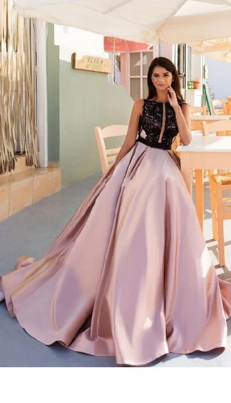 Sweetheart Neck Ball Gown Prom Dress, Appliques Beaded Prom Dresses, Long Evening Dress,Black Lace Beaded Satin Evening Dresses cg5141